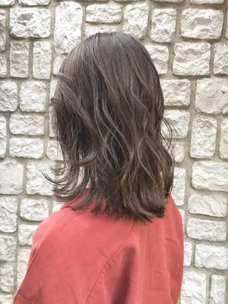 ミディアム カラー パーマ ヘアアレンジ メンズ キッズ ネイル マツエク・マツパ 髪質改善/透明感 OAK兵庫のヘアスタイル