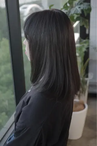 セミロング カラー 🌈ディレクター🌈 徳松優希のヘアスタイル