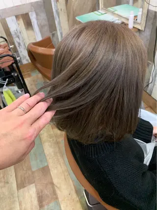 ミディアム カラー Hair's RooMのヘアスタイル
