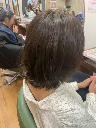 ショート カラー march merryのヘアスタイル