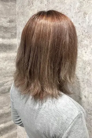 ミディアム カラー Blanco Color&Careのヘアスタイル