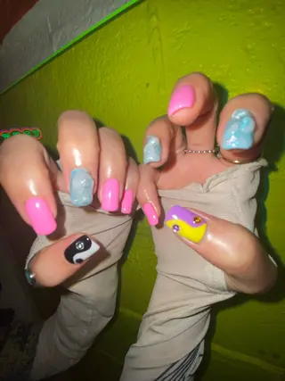 ネイル .unff所属・hana (..)個 性派/メンズネイル◎のネイルデザイン