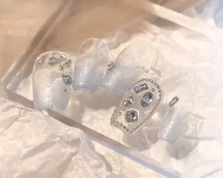 ネイル atelier fig所属・💐 SATSUKIのネイルデザイン