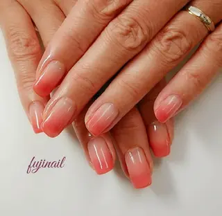 ネイル fujinail(バーバーフジノ)所属・藤野 智美のネイルデザイン