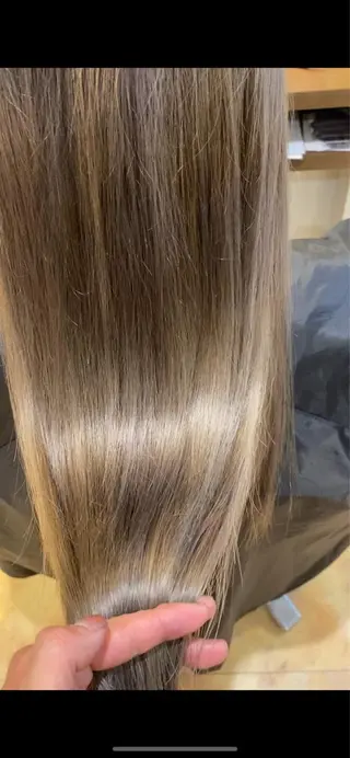 ロング Lond luce心斎橋所属・🍀小川大輔🍀 ボブ/ブリーチ🥇のヘアスタイル