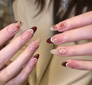 ネイル 高木 維麗絲のネイルデザイン