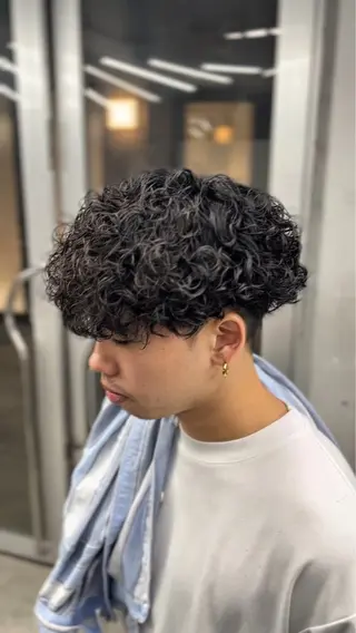 パーマ メンズ ØVARL　Jingumae所属・OVARL/ メンズパーマ/きらりのヘアスタイル