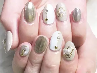 ネイル K. Harukaのネイルデザイン