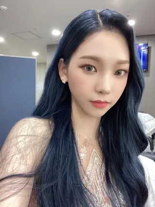 カラー nonoka オリーブ/グレージュのヘアスタイル