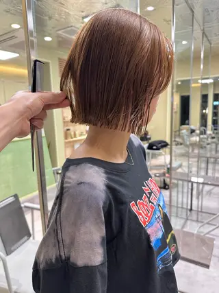 ミディアム ボブ/ぱつっとボブ/ 谷口 海星のヘアスタイル