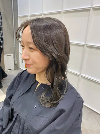 カラー Ms.CHARM所属・透明感カラー🌿 グレージュ🐺陽介のヘアスタイル