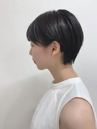 ショート カラー 色白に見える暗髪 梅田・増田のヘアスタイル