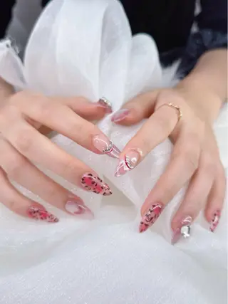 ネイル Hara Nail 【パラジェル使用】のネイルデザイン