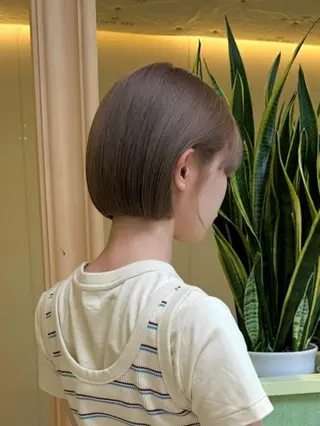 ショート 🐝 朝ラク・扱いや すいボブ／専門🐝のヘアスタイル