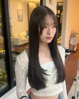 ロング カラー oazo hair design所属・永田 唯菜のヘアスタイル