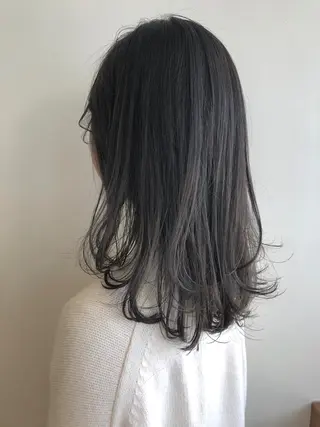 カラー Maki マキのヘアスタイル