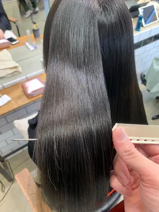 ロング カラー メンズ眉毛ITSUK Iメンズ専門　新宿の眉毛・アイブロウイメージ