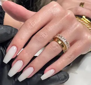 ネイル 高木 維麗絲のネイルデザイン