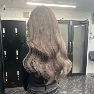 ロング カラー シールエクステ特化 ハイトーン、NANAのヘアスタイル