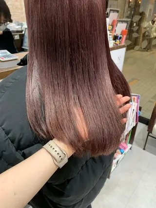 ミディアム カラー 近藤千翔🩵 髪質改善Periodのエステ・リラクイメージ