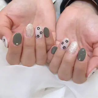 ネイル emu sakiのネイルデザイン