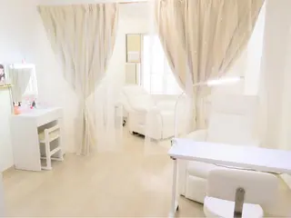 ネイル マツエク・マツパ アイブロウ SEGAWA HARUKAのネイルデザイン