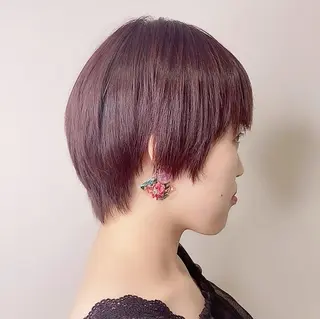 ショート カラー zephyr momonaのヘアスタイル