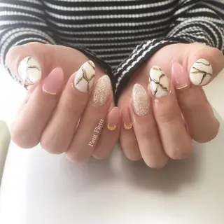 ネイル Petit Fleur所属・青柳 亜梨奈のマツエク・マツパデザイン