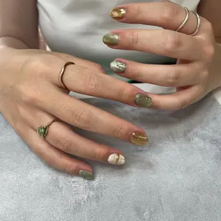 ネイル ニュアンス🌿‬ Aivy./アイビーのネイルデザイン