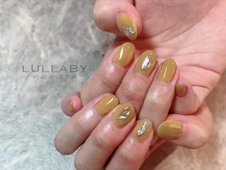 ネイル LULLABY 銀座並木通り店のネイルデザイン