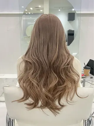 ロング 🟣niw SHUNNA🟣のヘアスタイル