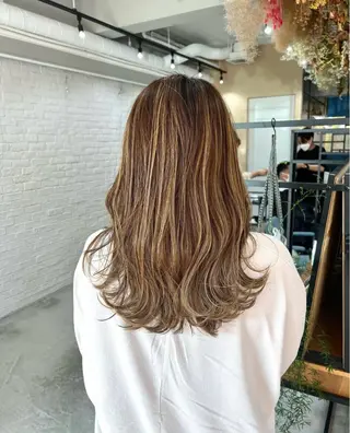 セミロング カラー YOFA hair所属・🦍YOFAhair 川西店 みゆう🦍のヘアスタイル