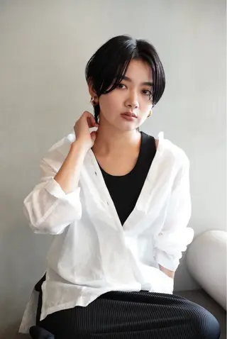 ショート カラー 八幡 空乃のヘアスタイル