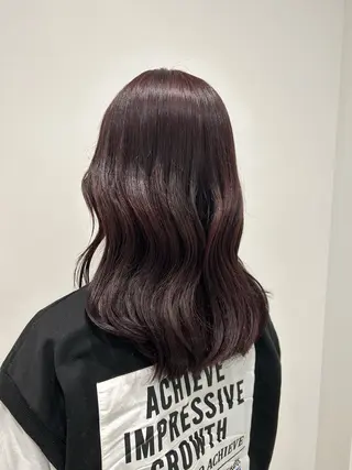 ミディアム レイヤー・ナチュラル RUKUのヘアスタイル