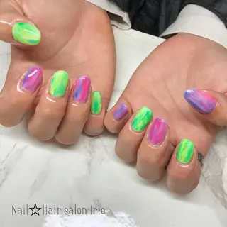 ネイル Hair salon Irie所属・與儀 知佳のネイルデザイン