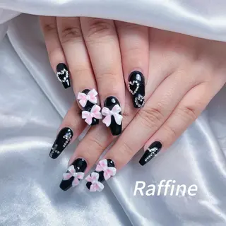 ネイル RAFFINE haru🦋🩵のネイルデザイン