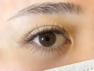 マツエク・マツパ emelu 山本の眉毛・アイブロウイメージ