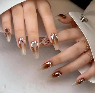 ネイル Lina nail所属・Lunaa 池袋のネイルデザイン