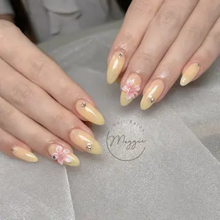 ネイル Maggie Nail🦩のネイルデザイン