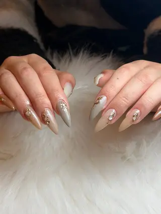 ネイル bylaki🌈 RENAのネイルデザイン