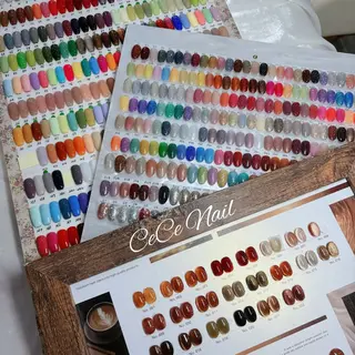 ネイル CeCe Garden所属・CeCeGarden ✨️キラキラワンホンのネイルデザイン