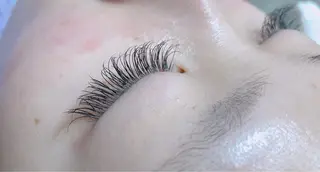 マツエク・マツパ 🤎ベージュカラー 🐶メンズパーマのヘアスタイル