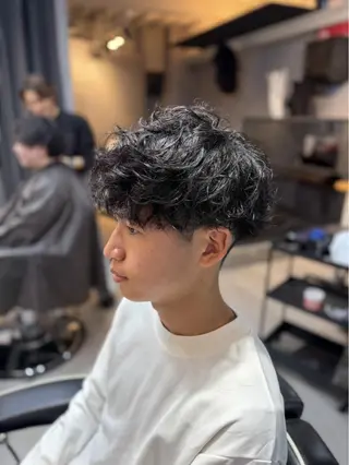 ショート パーマ メンズ 🔥メンズ特化方🔥 似合わせ💈三宅悠斗のヘアスタイル