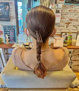 ロング ハイトーン/ ダブルカラー/透明感のヘアスタイル