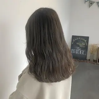 セミロング カラー GPIP 近藤沙樹のヘアスタイル