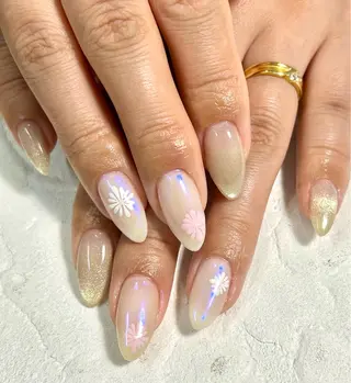 ネイル Lea,Nail所属・松橋 愛のネイルデザイン