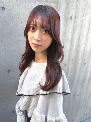 ロング カラー パーマ 【公式】amble luxe池袋東口🩷のヘアスタイル