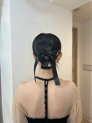 セミロング ヘアアレンジ 艶カラー/ ストレート/くるみのヘアスタイル