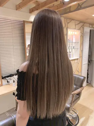 ロング 渋谷ハイトーン/ デザインカラー阿部のヘアスタイル