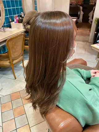 ロング amie by afloat(エイミーバイアフロート)所属・井上 日菜乃のヘアスタイル